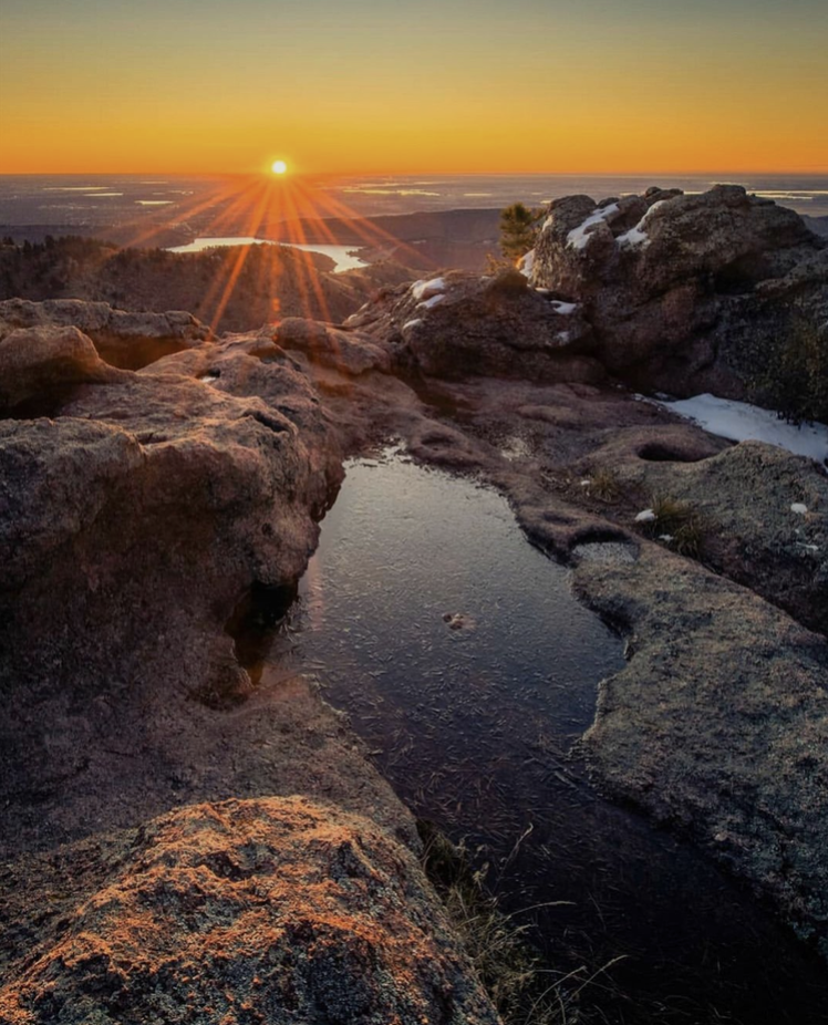 The Mina Company, a Fort Collins advertising agency is a Social Media Manager, local SEO company and Website Developer provides a retreat for coaching services and personalized marketing plans